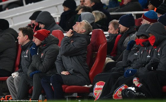 4 ngày, Wenger thua đậm Pep Guardiola 2 lần ảnh 6