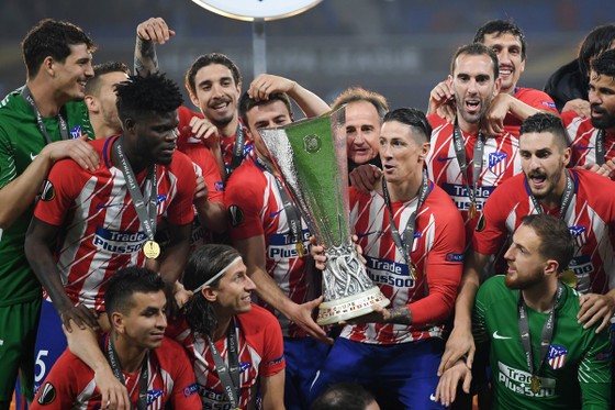 Lần 3 đăng quang, Griezmann chói sáng, Torres chia tay ngọt ngào ảnh 2