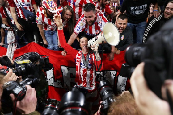 Lần 3 đăng quang, Griezmann chói sáng, Torres chia tay ngọt ngào ảnh 4
