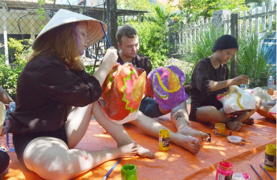 Du lịch làm nông dân ảnh 9
