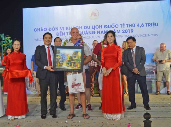 Quảng Nam đón vị khách quốc tế thứ 4,6 triệu ảnh 1