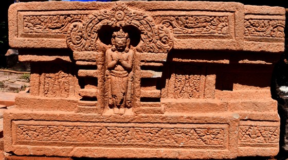Phát hiện Linga-Yoni liền khối lớn nhất Việt Nam tại Khu đền tháp Mỹ Sơn ảnh 1