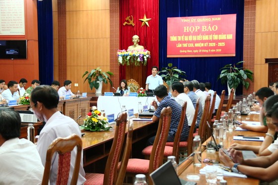 Hơn 400 đại biểu tham dự Đại hội đại biểu Đảng bộ tỉnh Quảng Nam lần thứ XXII ảnh 2