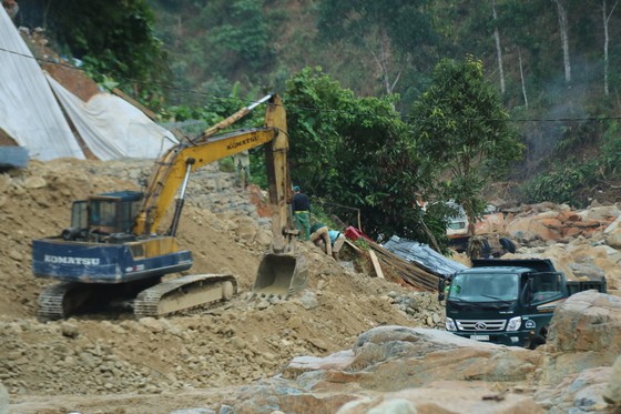 Nỗ lực khắc phục hạ tầng vùng sạt lở tại Quảng Nam ảnh 1