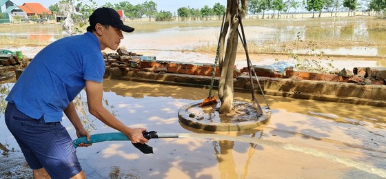 Quảng Bình: Hỗ trợ khẩn cấp 100 tỷ đồng cho hơn 100.000 hộ dân bị lũ lụt hoành hành ảnh 16