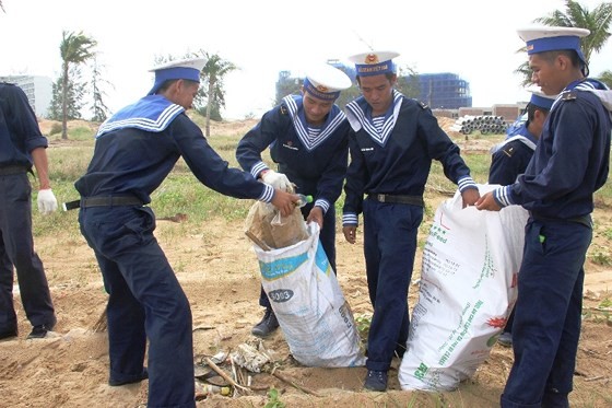Lễ ra quân Chiến dịch “Hãy làm sạch biển” năm 2018 ảnh 3