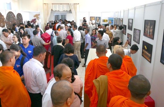 Triển lãm 'Campuchia Vương quốc Văn hóa' ảnh 3