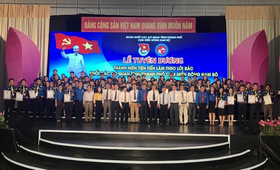 Tuyên dương 70 gương thanh niên tiên tiến làm theo lời Bác cụm miền Đông Nam bộ ảnh 1