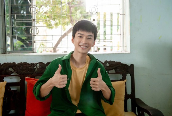 Dàn sao hàng đầu của Làn sóng xanh hát về tấm lòng tử tế của người dân Việt Nam ảnh 7