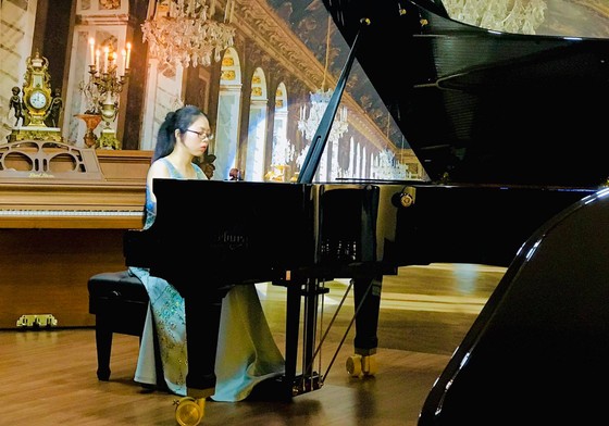 Đặc sắc đêm hoà nhạc "Young talent & Kayserburg piano concert" ảnh 6