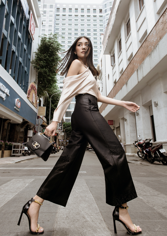 Dẫn đầu xu hướng thời trang cùng BST mới nhất của NTK Công Trí ảnh 12