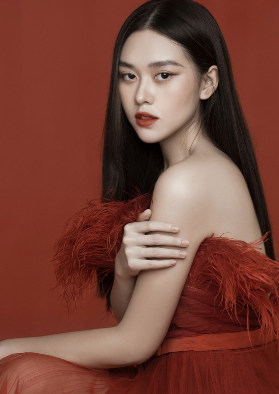 Á hậu Tường San đẹp ma mị trong bộ ảnh đón trung thu ảnh 4