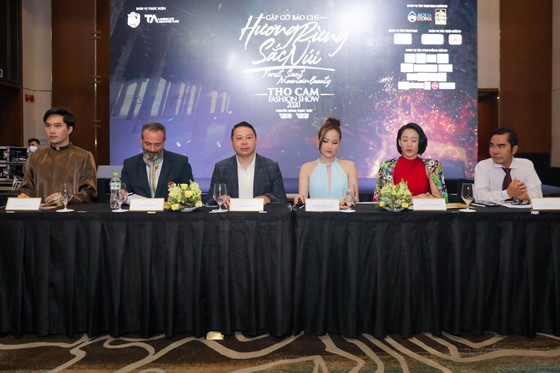Lễ hội Văn hóa Thổ cẩm Việt Nam 2020: Sẽ trình diễn Fashion show “Hương rừng sắc núi” ảnh 1