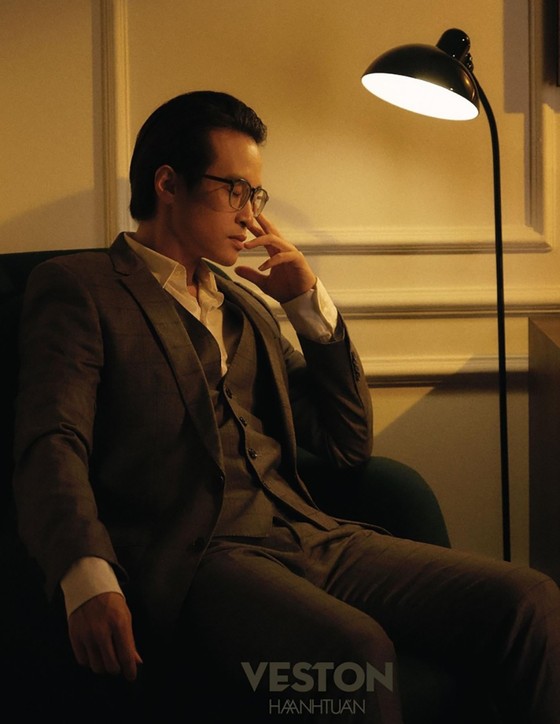 Hà Anh Tuấn phát hành album 'Cuối ngày người đàn ông một mình' và vé live concert 'The Veston' ảnh 1