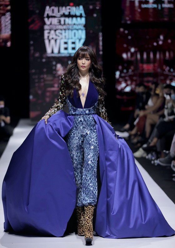 Trương Ngọc Ánh, Đức Hải trở lại sàn catwalk sau gần 10 năm ảnh 3