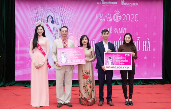 Hoa Hậu Đỗ Hà lập Quỹ học bổng Đỗ Hà dành cho học sinh nghèo hiếu học ảnh 2