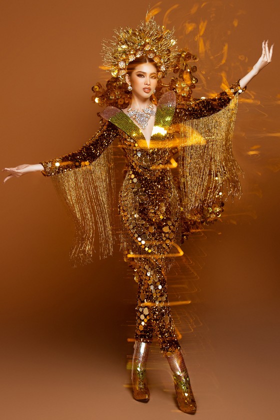 Á hậu Ngọc Thảo trình diễn quốc phục ấn tượng trên sân khấu Miss Grand International 2020 ảnh 5