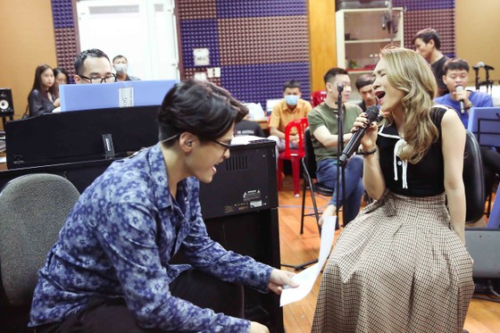 Mỹ Tâm và Hà Anh Tuấn hội ngộ, tập luyện song ca cho liveshow “Tri âm” ảnh 1