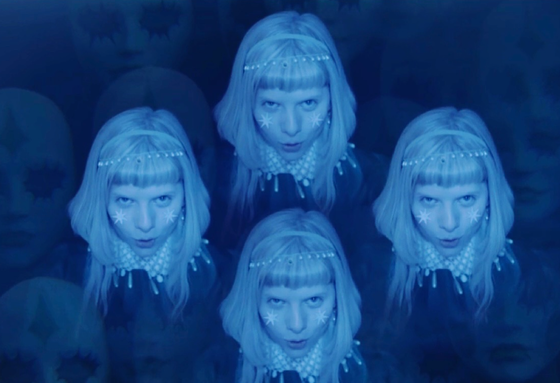 Aurora trở lại cùng 'Cure for me' ảnh 2
