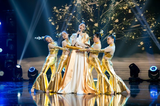 JSol và Khắc Hưng làm mới bản hit Làn Sóng Xanh, Kiều Loan "bứt phá" tại The Heroes ảnh 4