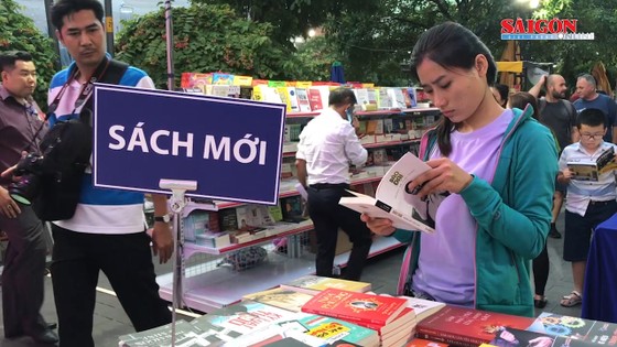 Hơn 60.000 đầu sách tại Lễ hội Đường sách Tết Canh Tý 2020 ảnh 2