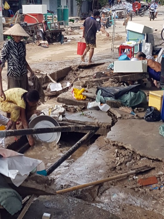 Kiên Giang: Hàng trăm nhà dân xã đảo Lại Sơn bị ngập do mưa bão ảnh 2