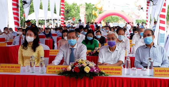 ĐBSCL khánh thành nhiều công trình giao thông ảnh 1