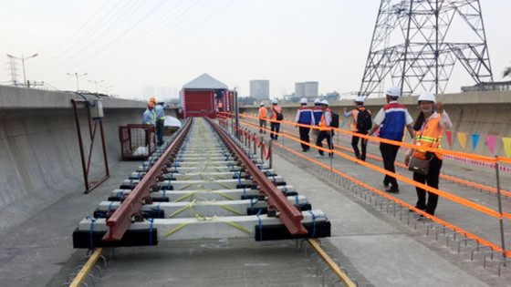 Khởi công xây lắp hệ thống đường ray tuyến Metro Bến Thành - Suối Tiên ảnh 2