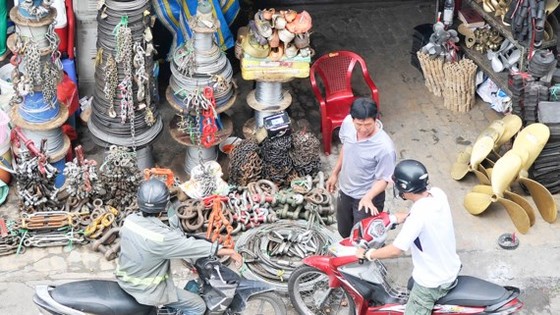 Các hộ kinh doanh được tiếp tục sử dụng giấy chứng nhận cũ ảnh 1