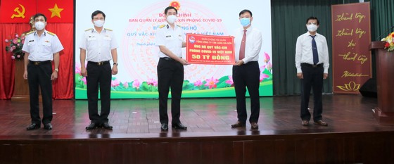 Tổng Công ty Tân cảng Sài Gòn ủng hộ 50 tỷ đồng 'Quỹ vaccine phòng Covid-19' ảnh 1