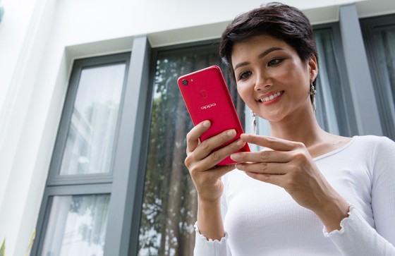OPPO F5, càng selfie càng có hình đẹp ảnh 3