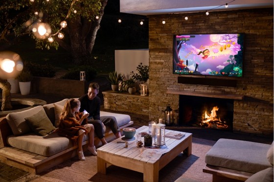 Samsung ra mắt The Terrace – TV QLED ngoài trời ảnh 1