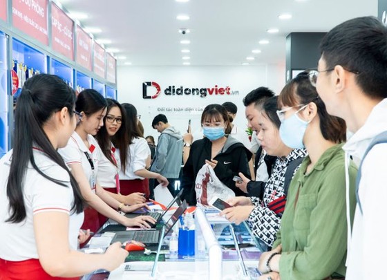 iPhone mới xuất hiện, iPhone cũ xuống giá. ảnh 1