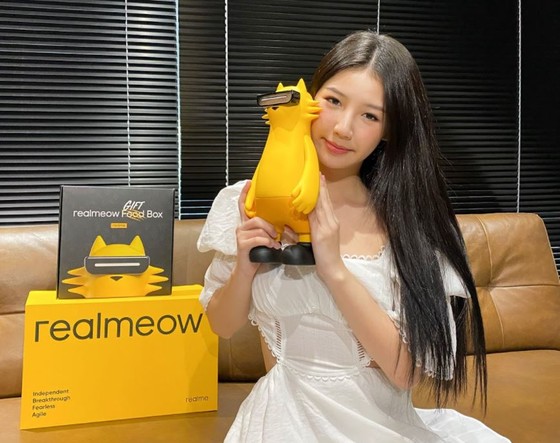 Realme giới thiệu linh vật 'Realmeow' ảnh 1
