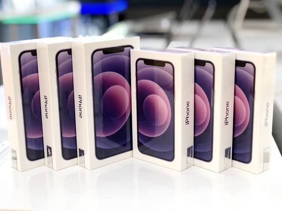 FPT Shop lên kệ iPhone 12 chính hãng màu tím ảnh 1