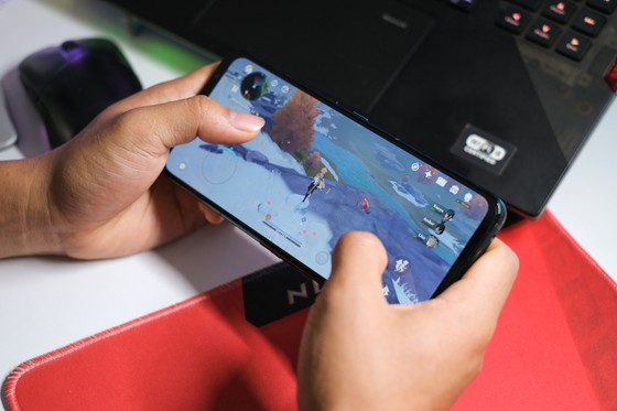 ASUS ROG Phone 5s có mức giá từ 20,99 triệu đồng tại Việt Nam ảnh 5