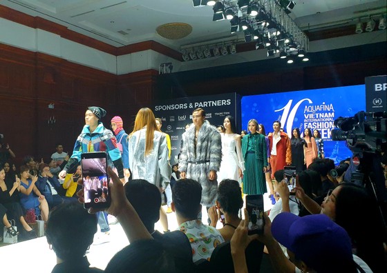 Khởi động Tuần lễ thời trang Quốc tế Việt Nam Thu đông 2019 ảnh 1