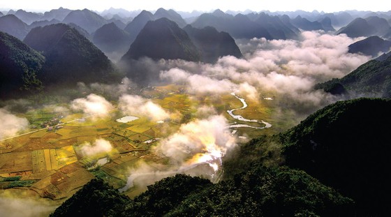 Khám phá 'Đất nước, con người ASEAN' qua ảnh ảnh 1