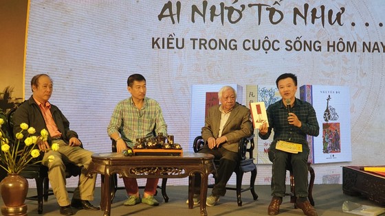 Nhiều hoạt động kỷ niệm 200 năm ngày mất Đại thi hào Nguyễn Du ảnh 2
