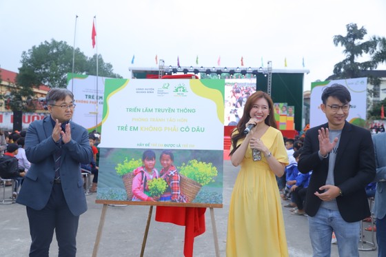 H’Hen Niê, Hari Won là đại sứ phòng chống nạn kết hôn sớm ảnh 2