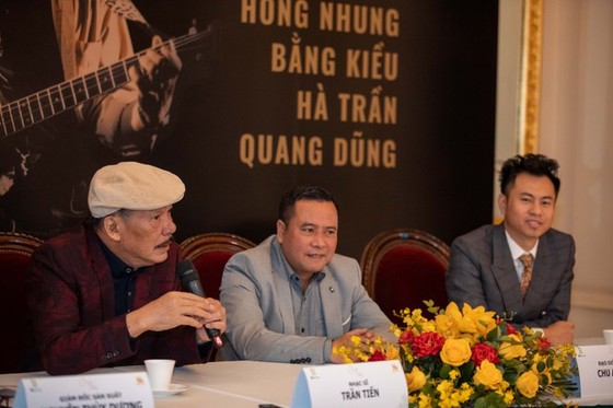 Nhạc sĩ Trần Tiến hát 'Không gục ngã' sau tin đồn qua đời vì bạo bệnh ảnh 2