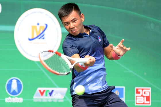 Trịnh Linh Giang bất ngờ “hạ bệ” Lý Hoàng Nam để vô địch giải VTF Masters 500 ảnh 1