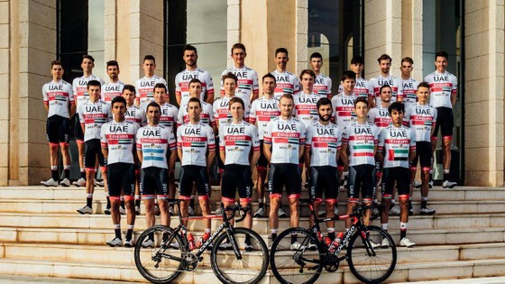 Áo vàng Tour de France Tadej Pogacar sắp tiêm vaccine COVID-19 ảnh 2