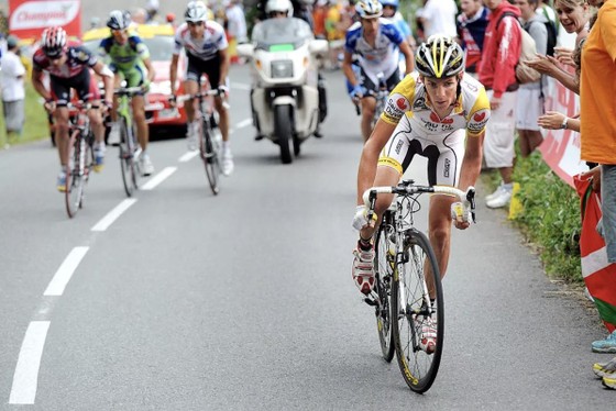 Cấm thi đấu suốt đời đối với tay đua Riccardo Ricco vì doping ảnh 1