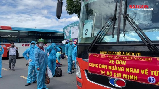 UBND tỉnh Quảng Ngãi đưa người dân về quê tránh dịch ảnh 1