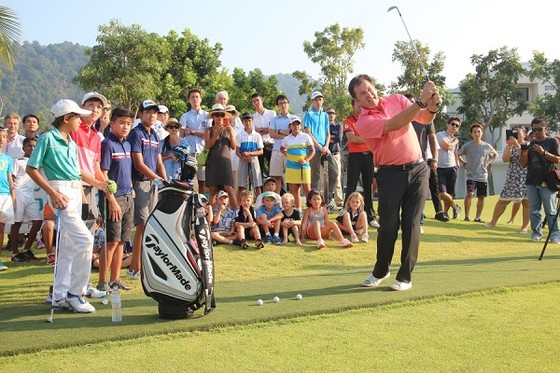 Huyền thoại Golf Nick Faldo đã đến Việt Nam ảnh 1