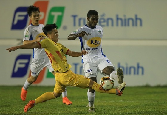 Những điểm nhấn vòng 5 Nuti Café V-League 2018 ảnh 2