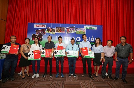Cuộc thi ảnh “Sắc màu Nuti Cafe V-League 2018”: Tác phẩm “Nỗ lực” về nhất tháng 5 ảnh 1