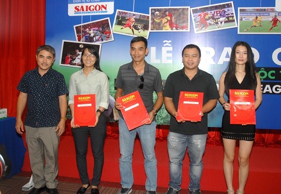Lễ trao giải cuộc thi ảnh tháng 6 "Sắc màu Nuti Cafe V-League 2018" ảnh 2
