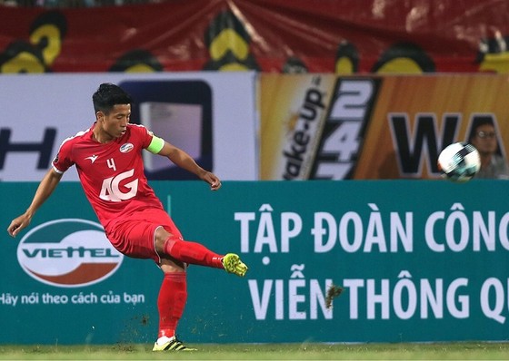 Viettel có chiến thắng đầu tiên trên sân khách ảnh 1
